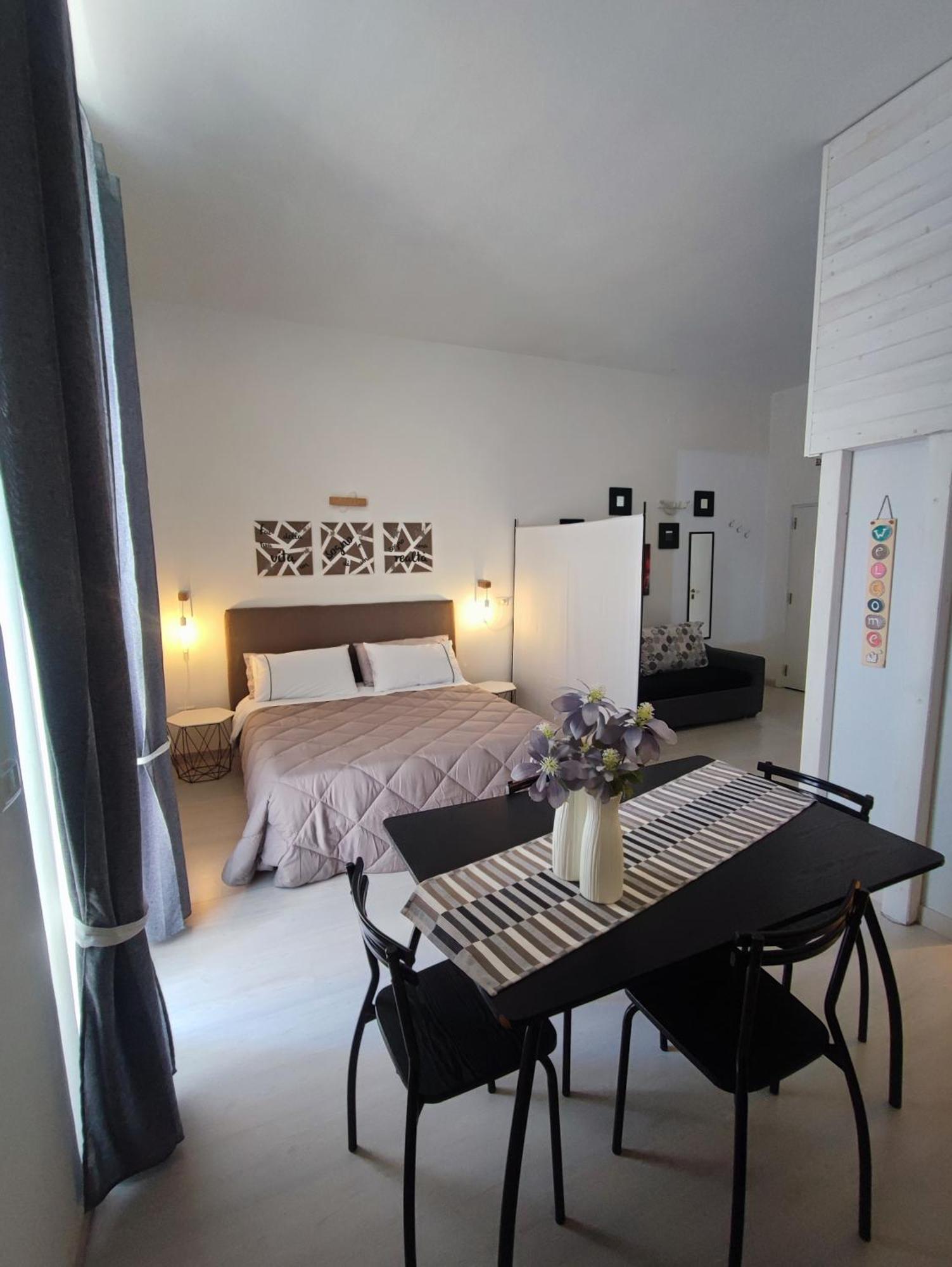Little Home Trani Εξωτερικό φωτογραφία
